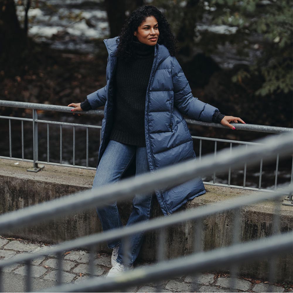 Дамско пухено палто Bergans Urban Down Long Coat Women Granite Blue