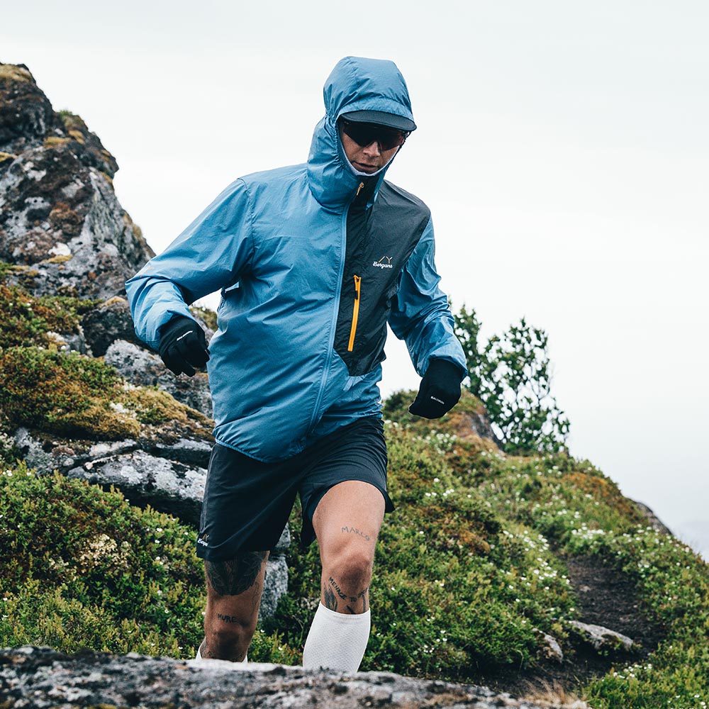Мъжко ветроустойчиво яке Bergans Y LightLine Pure Windbreaker Jacket Men Elemental Blue