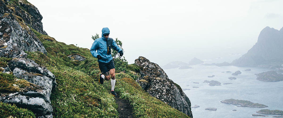 Мъжко ветроустойчиво яке Bergans Y LightLine Pure Windbreaker Jacket Men Elemental Blue