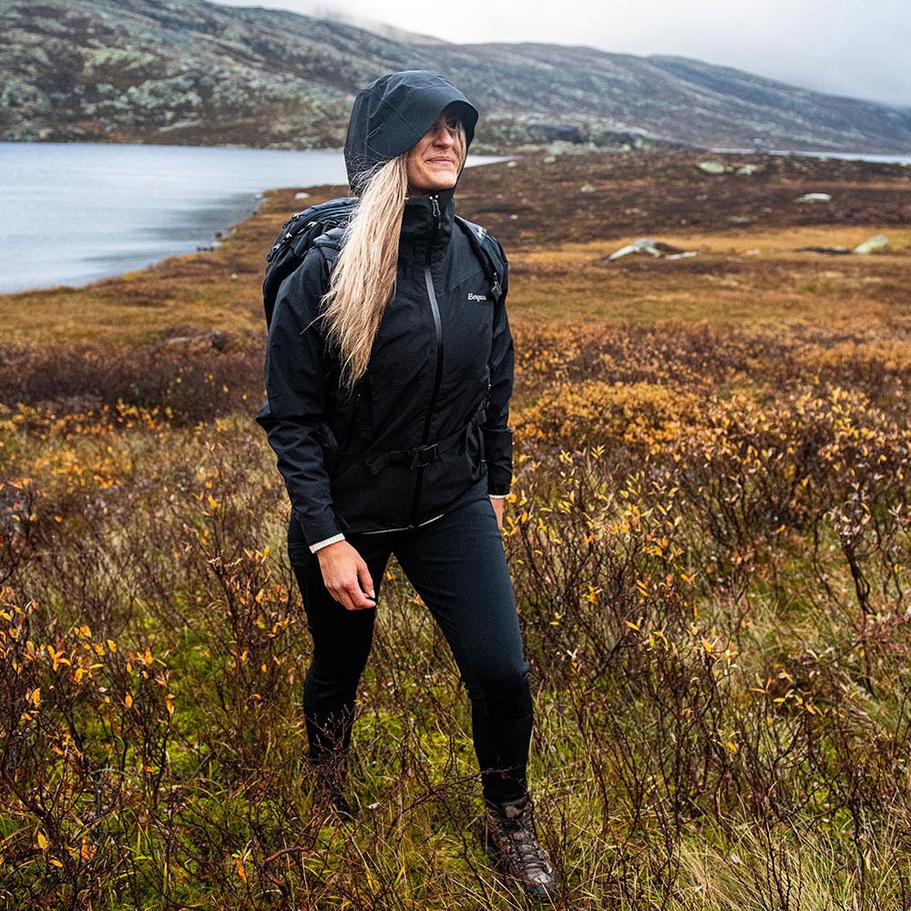 Bergans Essentials 2.5L Shell Jacket Women