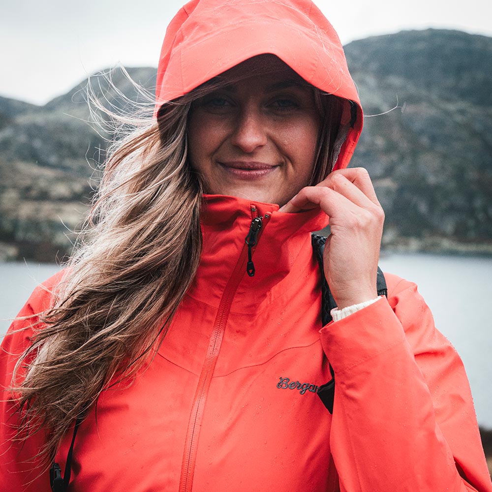 Bergans Essentials 2.5L Shell Jacket Women
