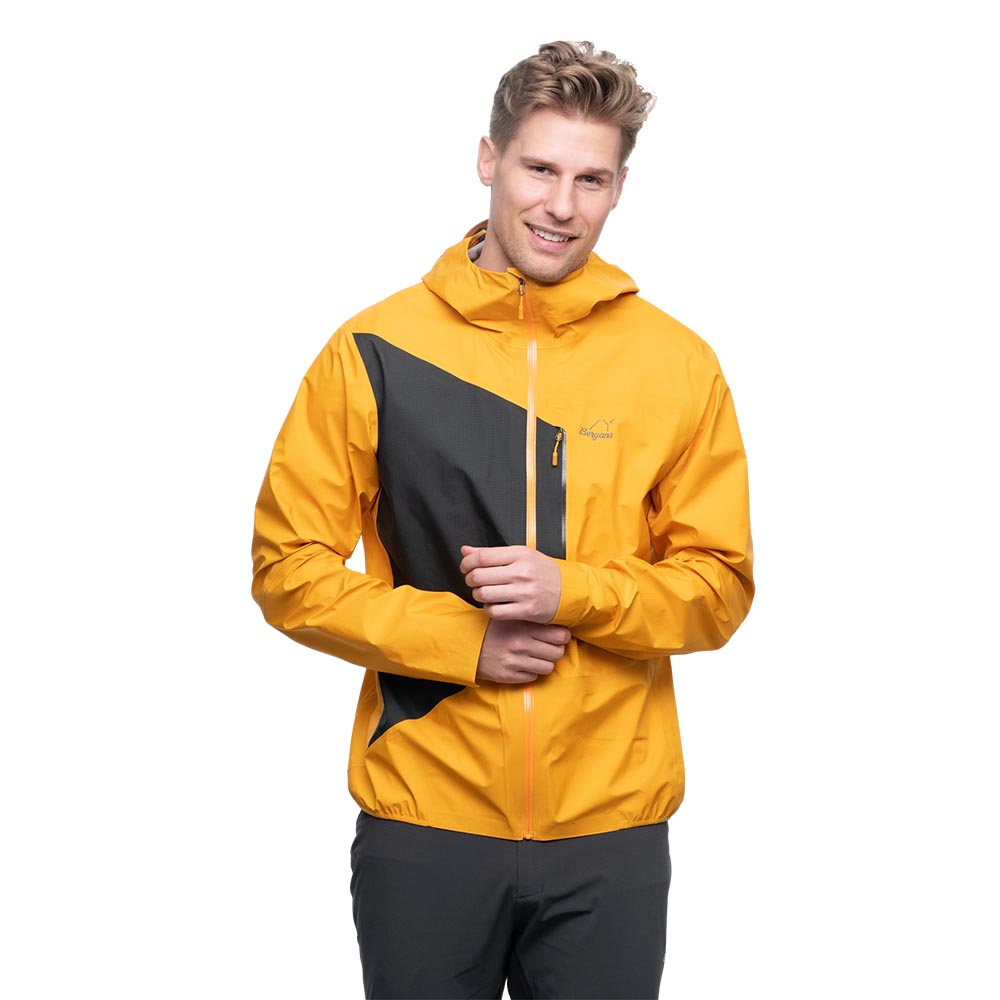 Мъжко хардшел яке Bergans Y LightLine Air 3L Shell Jacket Men Mango Yellow / Dark Shadow Grey 2025