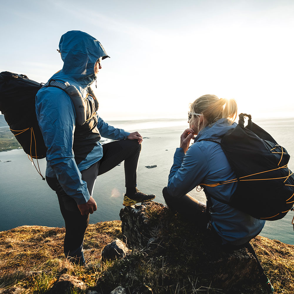 Туристическа раница Bergans Y LightLine Fastpack 24L Dark Shadow Grey / Mango