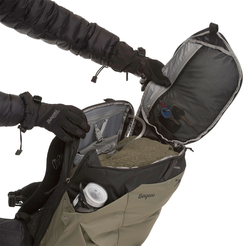 Туристическа раница Bergans Vaagaa Daypack 33