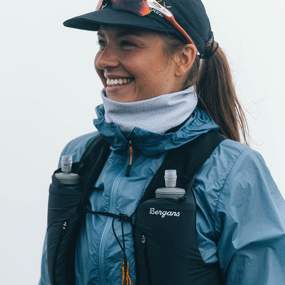 Жилетка за бягане Bergans Y LightLine Hydration Vest 5 Black 2025