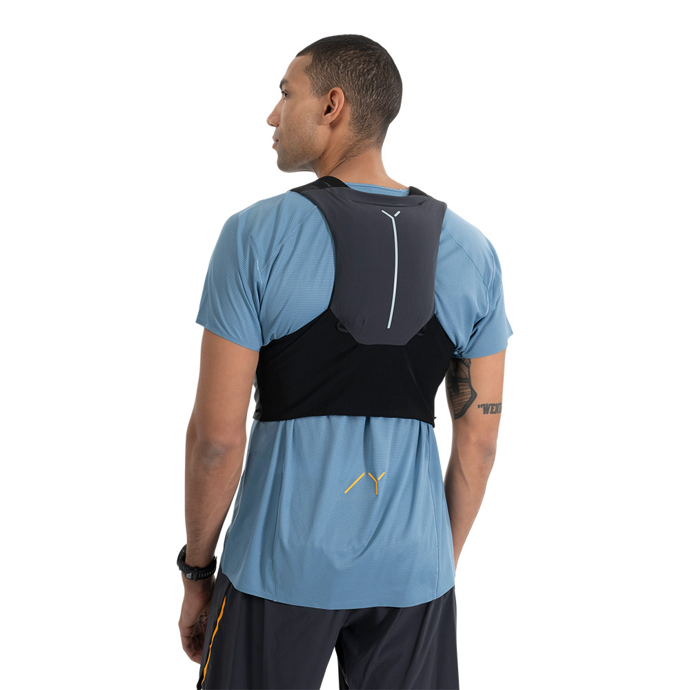 Жилетка за бягане Bergans Y LightLine Hydration Vest 5 Black 2025