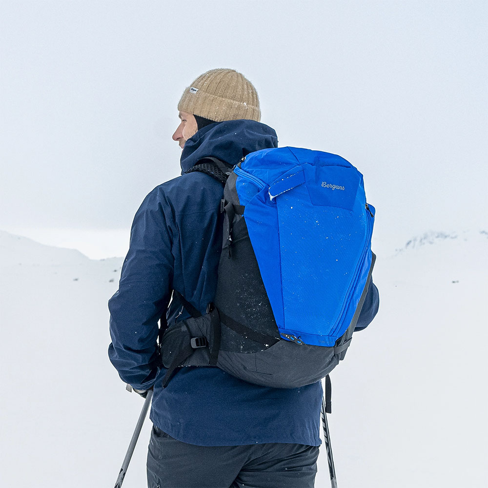 Туристическа раница Bergans Rabot Daypack 34L Black / Dark Shadow Grey