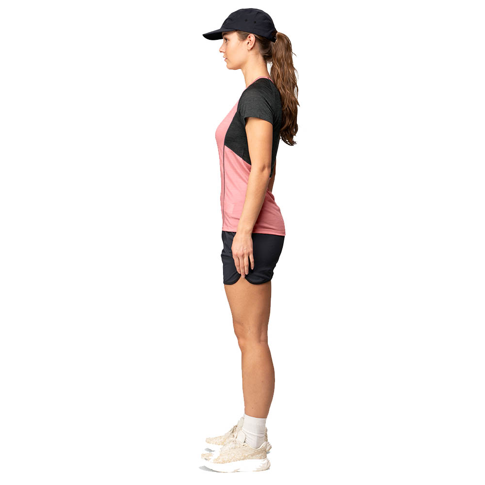 Devold Running Merino 130 Tee Woman Apricot - especially made for running!