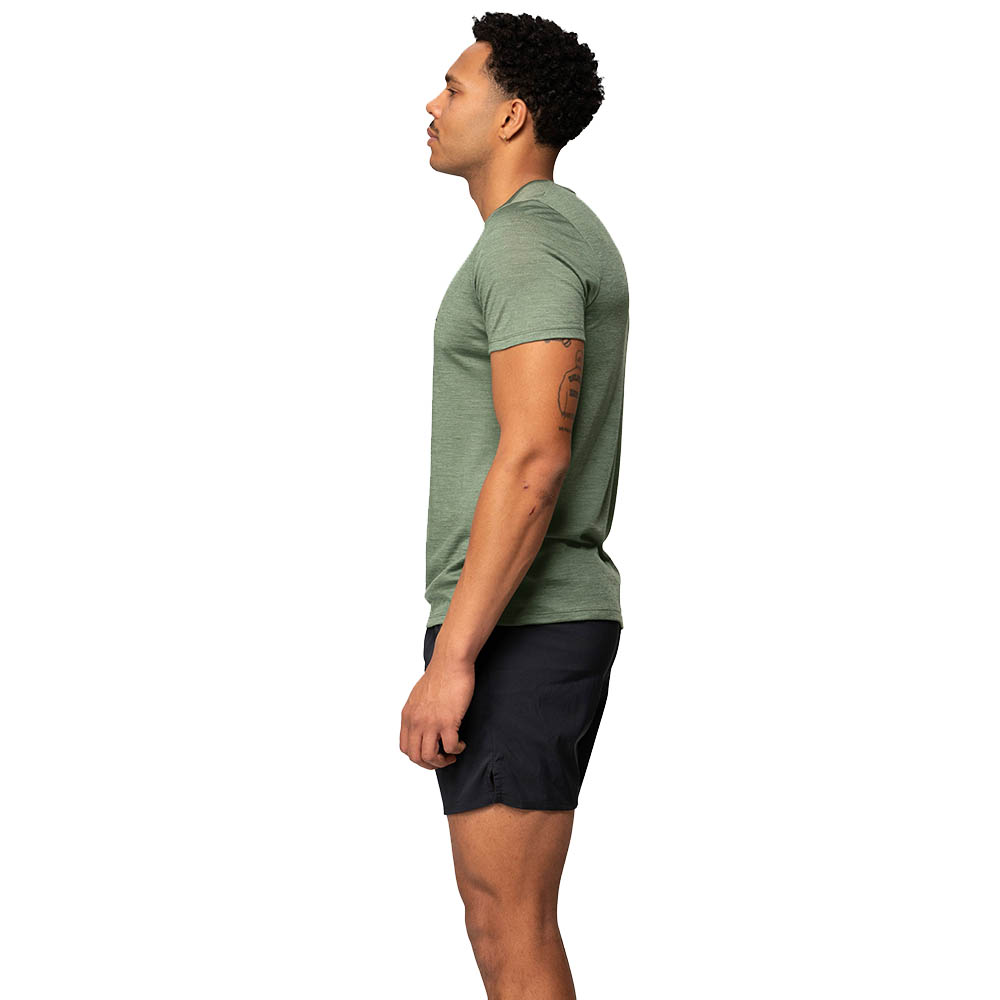 Men's merino wool tee Devold Active Outline Tee Man Forest - a healthy microclimate for the skin