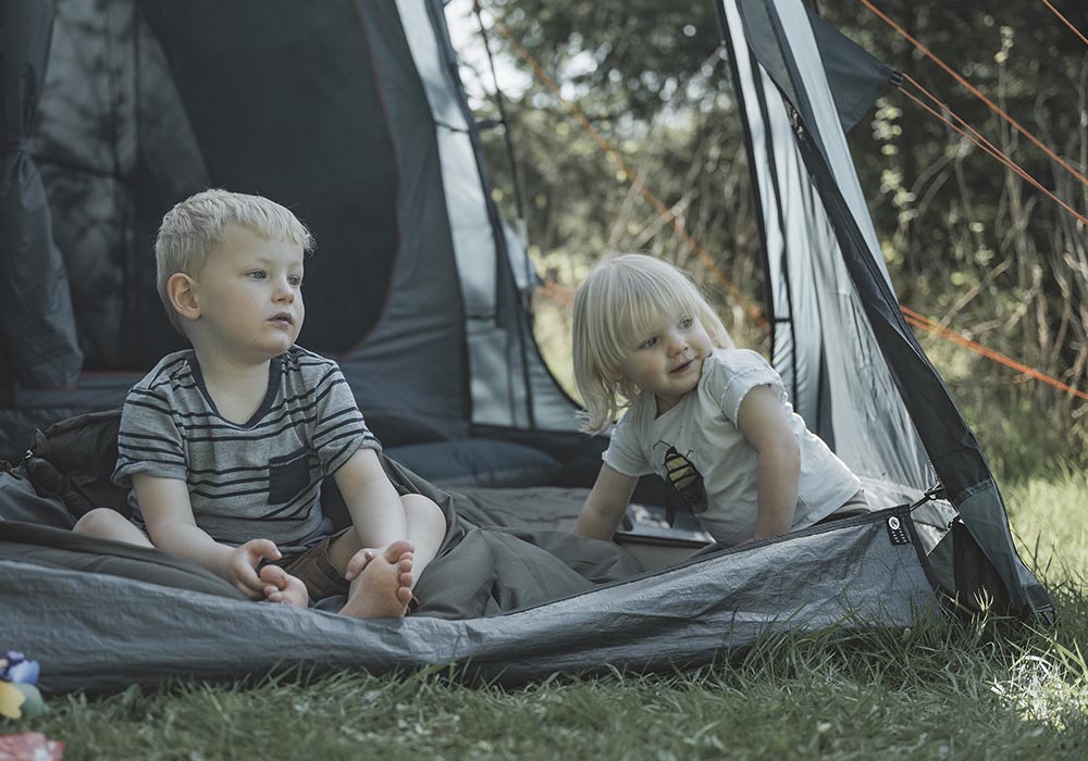 Четириместна палатка Easy Camp Hamra 4 Living