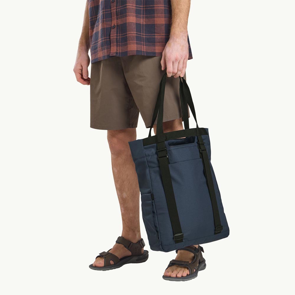 Jack Wolfskin Eve 2-in-1 Bag Midnight Sky - every day, every way!