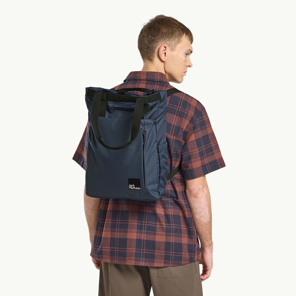 Jack Wolfskin Eve 2-in-1 Bag Midnight Sky - every day, every way!