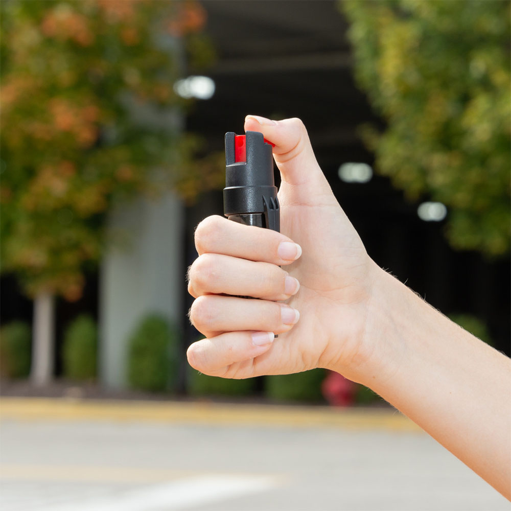 Лютив спрей за самозащита SABRE Red 3-in-1 Pepper Spray Clip 23.7mL