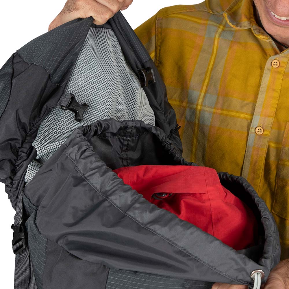 Osprey Stratos 44L hiking backpack - for light multi-day hikes