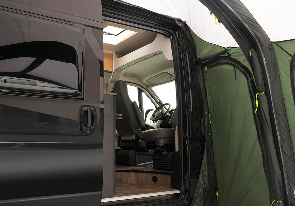 Outwell Crossville 250SA Drive-Away Air Awning