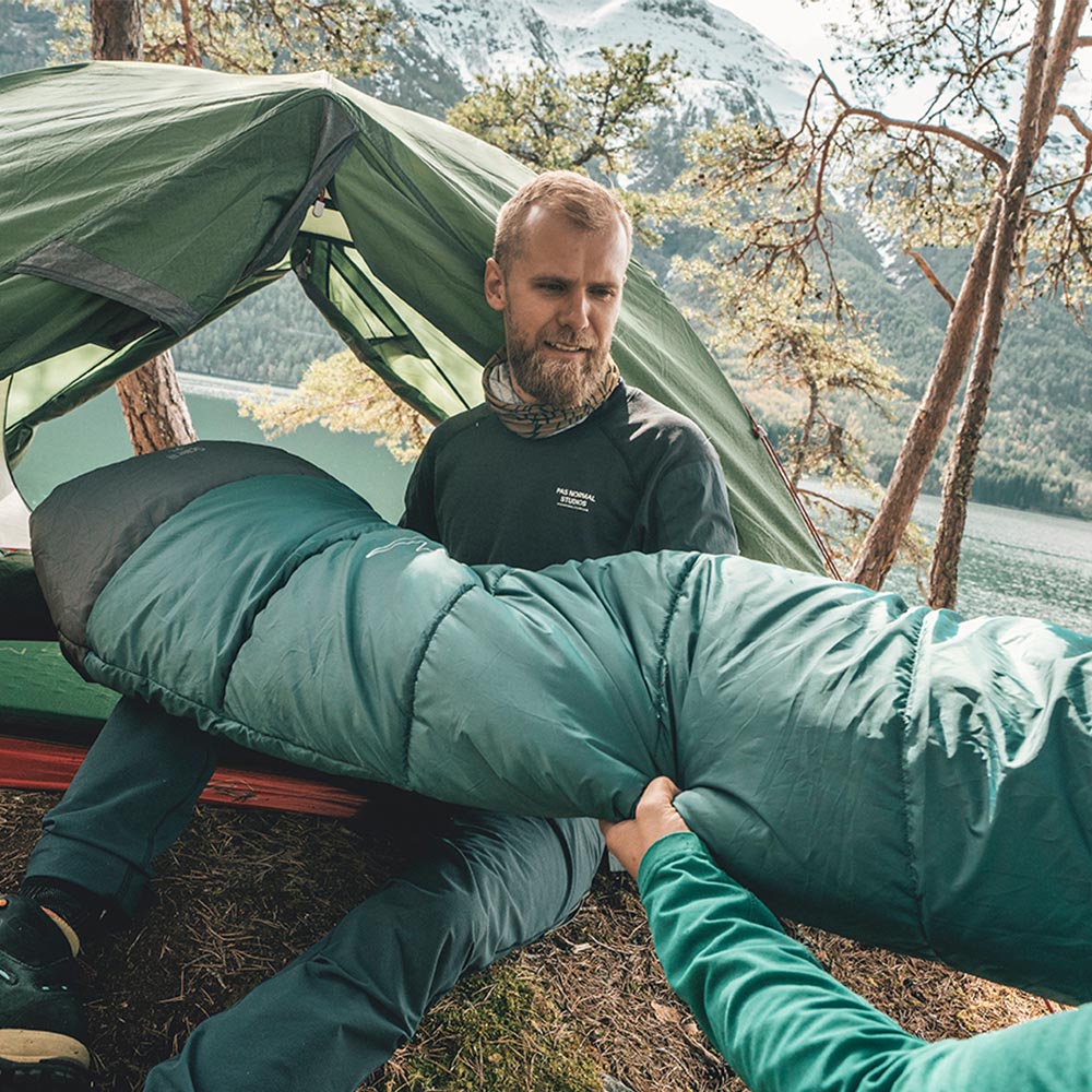 Robens Spire II -4°C Sleeping Bag - For Hiking and Camping