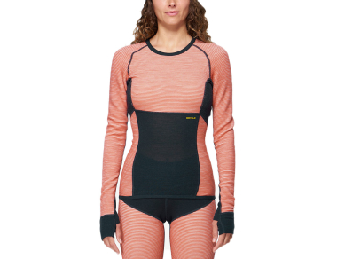 Devold Tuvegga Merino Shirt Woman Coral⭐Comfortable and warm base layer shirt for active sports⭐Order now and get it with free shipping⭐