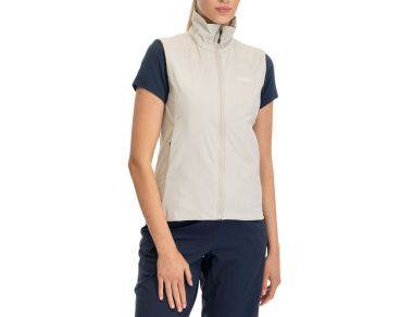 Women’s insulated vest Bergans Holo Insulated Vest Women Coastal Sand ⭐ a lightweight, warm, and wind-resistant vest with Norwegian quality from Bergans! Order on the website with free shipping! ⭐